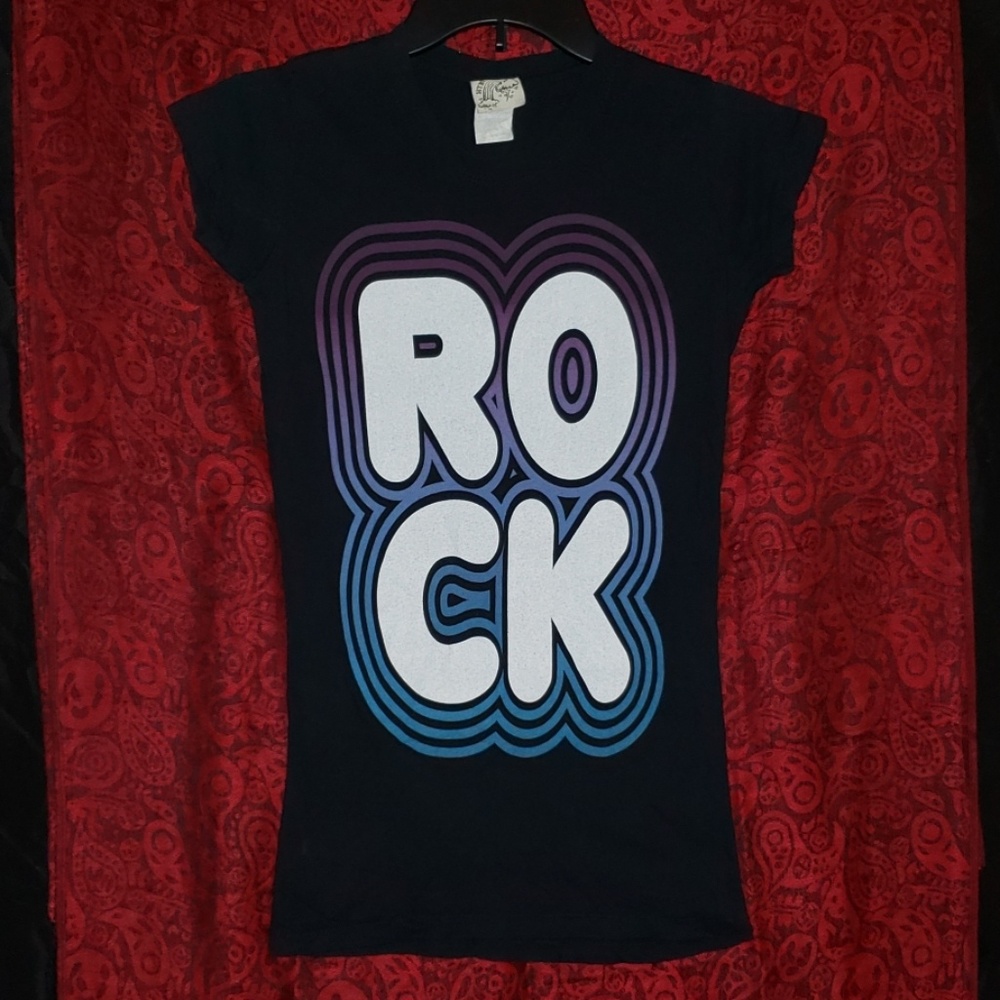 Hybrid Tees ROCK prtint t shirt size S